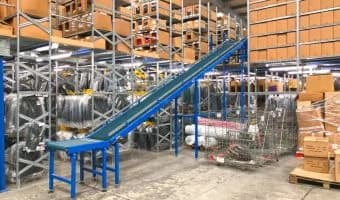Automated pallet system based on mobile pallet platforms